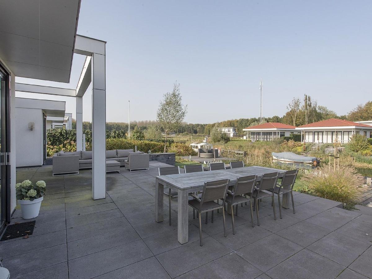 Luxury Villa With Private Jetty In Quiet Park Zeewolde Exterior photo